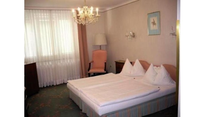 Hotel Savoy Garni poza 7