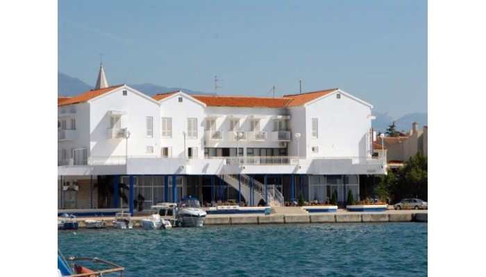 Hotel Loza poza 0