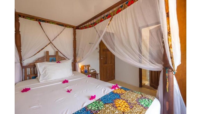 Hotel Warere Beach poza 12