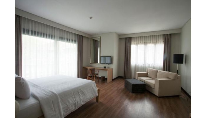 Grand Whiz Hotel Nusa Dua poza 1