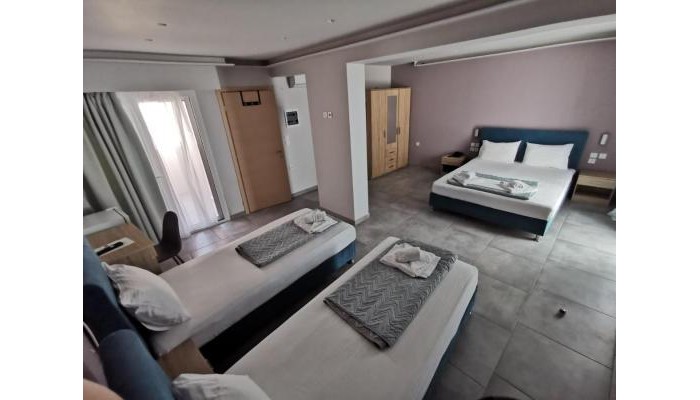 Three Island View Hotel poza 5