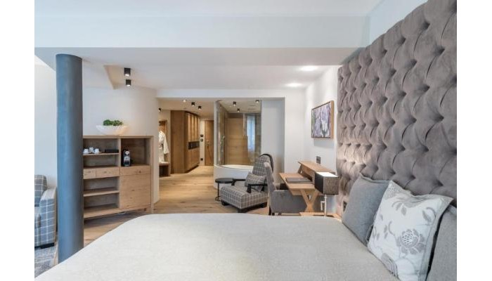 Hotel Das Central - Alpine . Luxury . Life poza 3