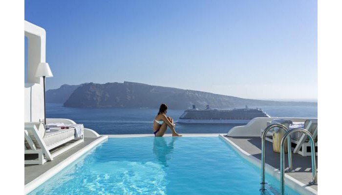 Hotel Charisma Suites poza 2