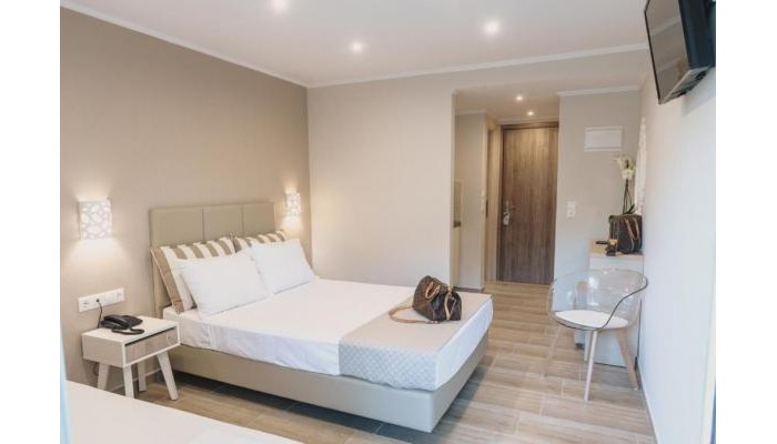 Poza pentru Hotel Ammos Beach Seaside Luxury Suites 6019-1742224734 Hotel Ammos Beach Seaside Luxury Suites poza 4