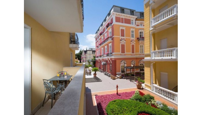 Grand Hotel 4 Opatijska Cvijeta poza 30