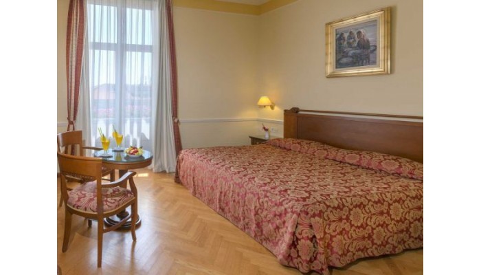 Grand Hotel 4 Opatijska Cvijeta poza 13