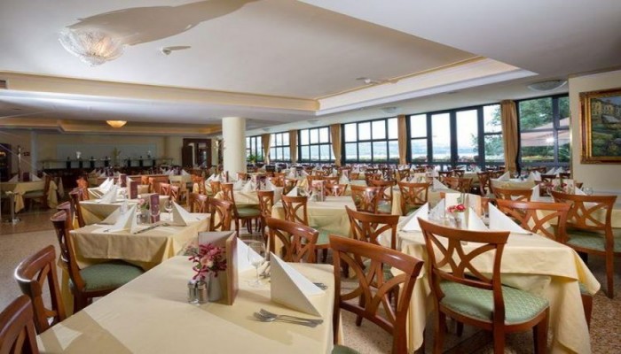 Milenij Grand Hotel 4 Opatijska Cvijeta poza 9
