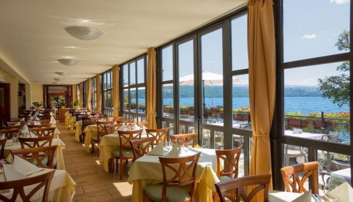 Milenij Grand Hotel 4 Opatijska Cvijeta poza 8