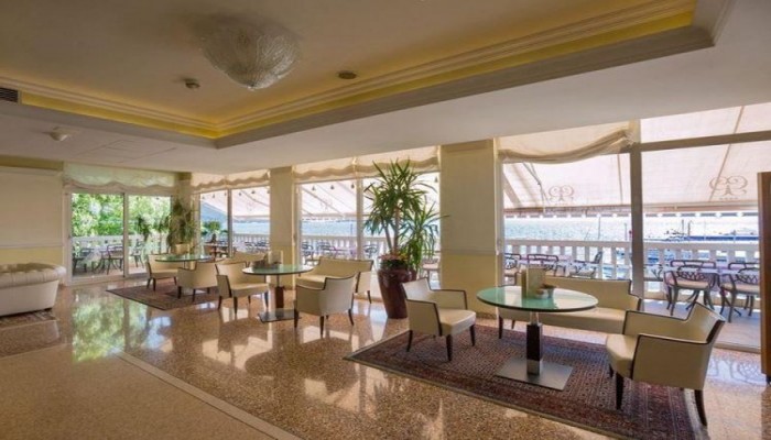 Milenij Grand Hotel 4 Opatijska Cvijeta poza 3