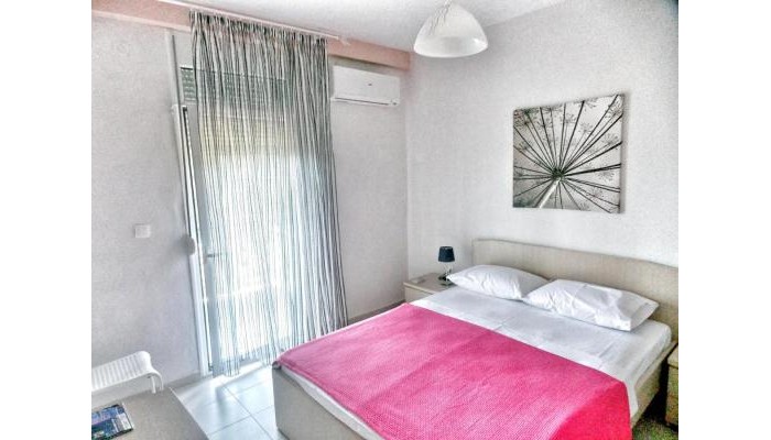 Nikos Apartments poza 5