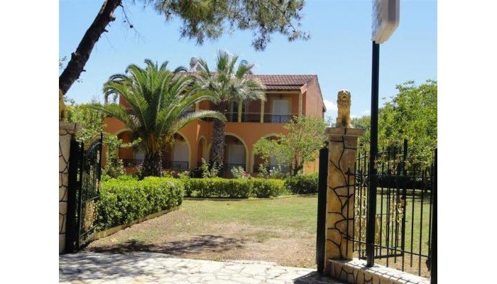 Elena Apartments poza 2