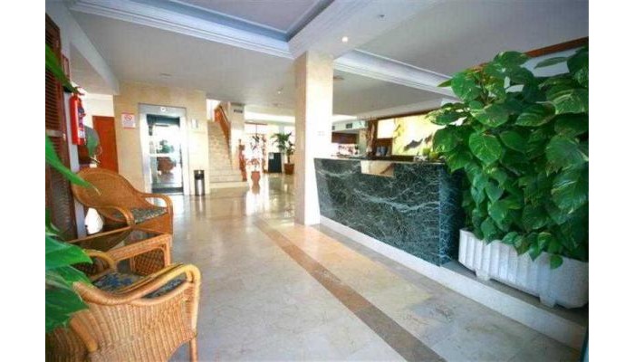 Hotel El Lago poza 3