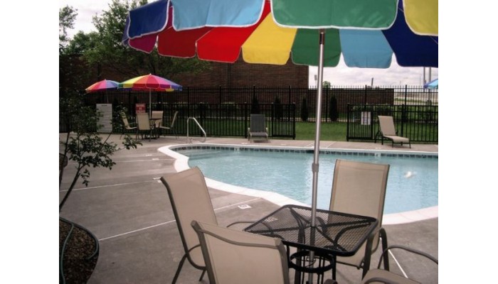 Hotel La Quinta Inn And Suites Louisville #836 poza 4