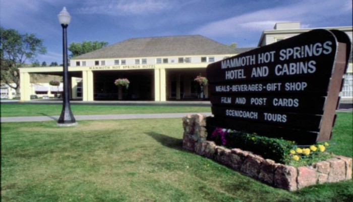Mammoth Hot Springs Hotel poza 1