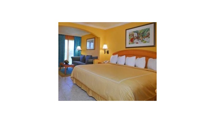 Hotel Comfort Suites poza 5