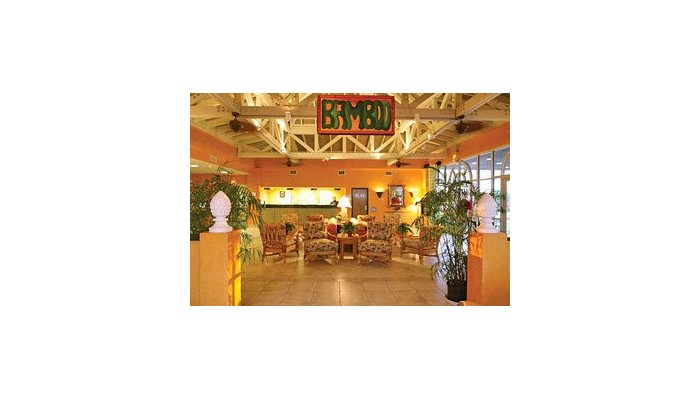Hotel Comfort Suites poza 2