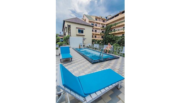 Hotel Sutus Court 4 poza 2