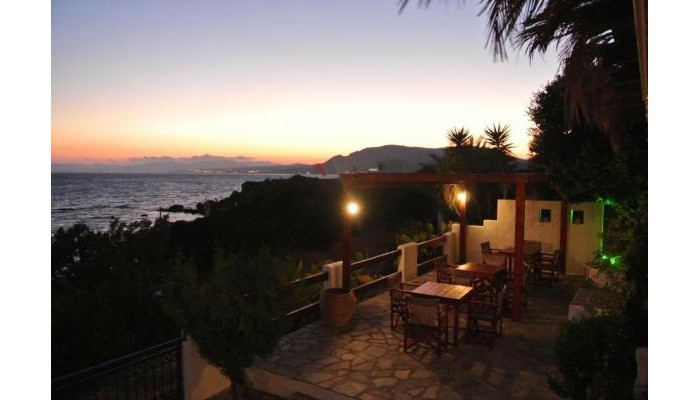 Andreas Studios poza 12