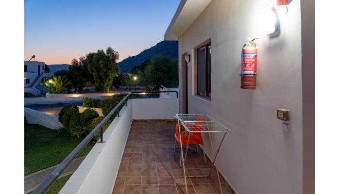 Angela Studios poza 5