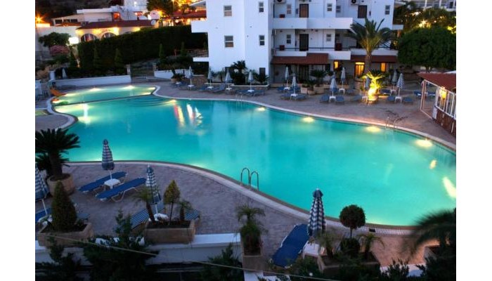 Coliseum Studios And Apartments poza 14