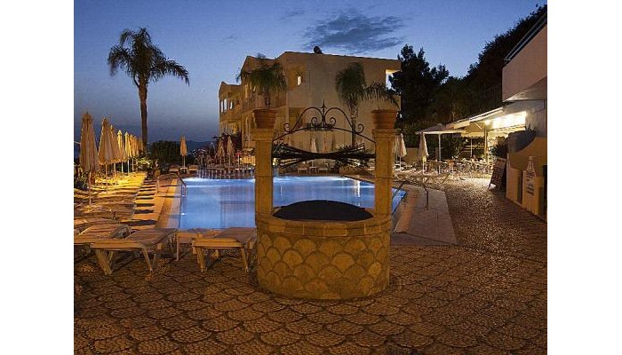 Pefkos View Studios poza 1