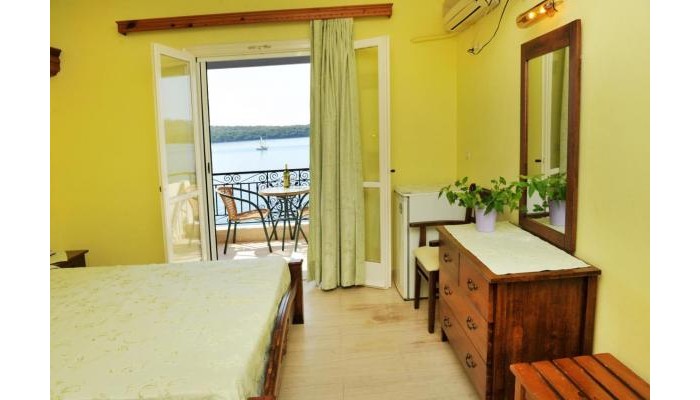 Hotel Logan's Beach poza 5