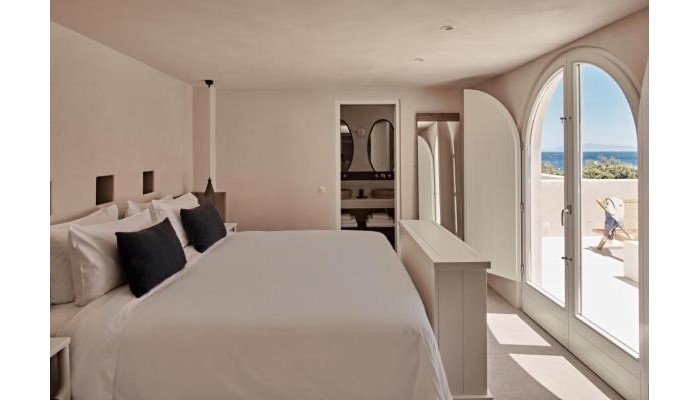 Istoria Hotel Santorini poza 6