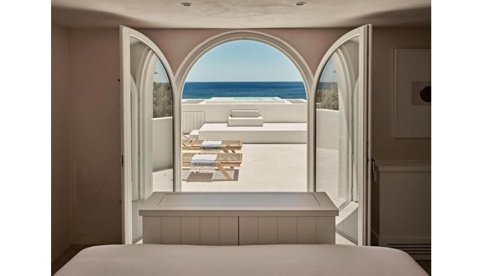 Istoria Hotel Santorini poza 5