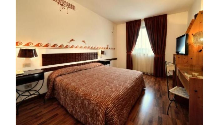 Etruscan Chocohotel poza 6