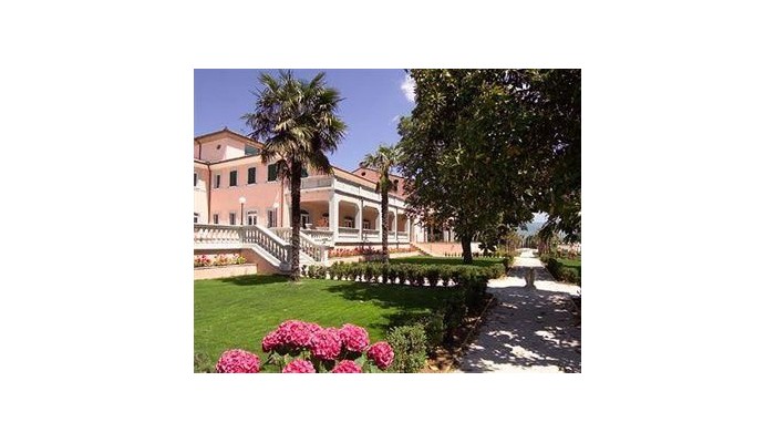 Villa Zuccari Montefalco poza 38