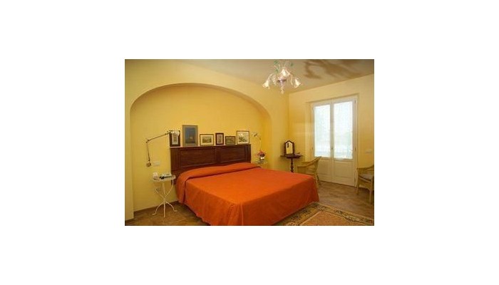 Villa Zuccari Montefalco poza 8