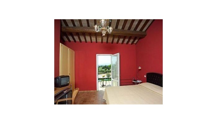 Villa Zuccari Montefalco poza 15