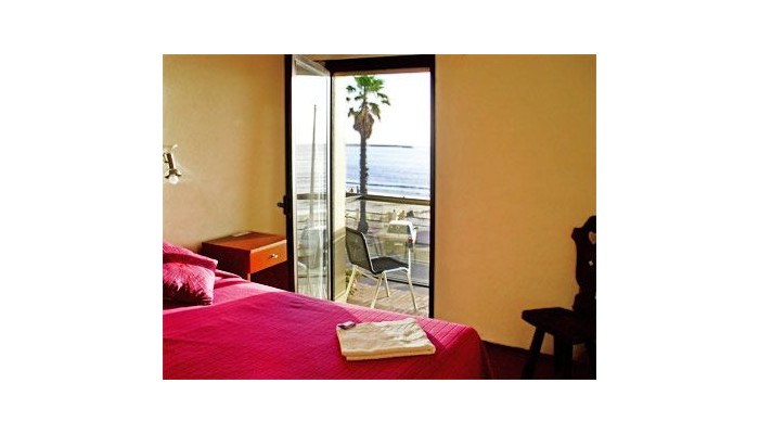 Hotel City poza 3