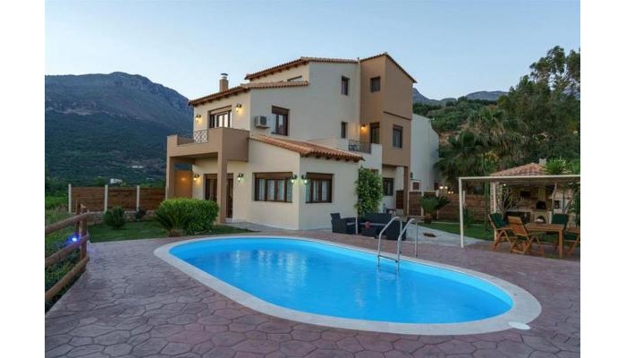 Ellis Studios poza 2