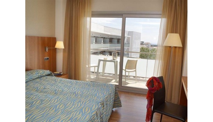 Hotel Fergus Style Nautic Park poza 0