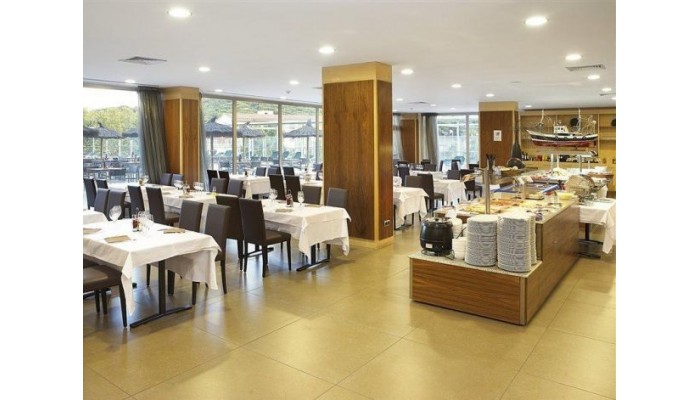 Hotel Fergus Style Nautic Park poza 7