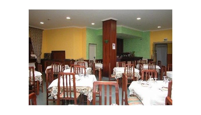 Hotel El Puente poza 10