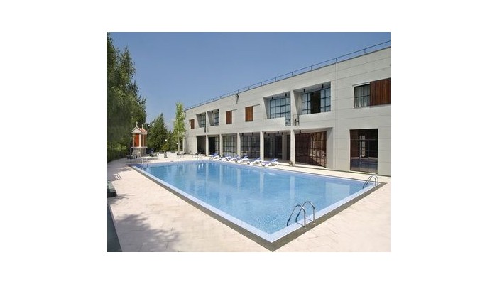 Hotel Kross Aestrada poza 3