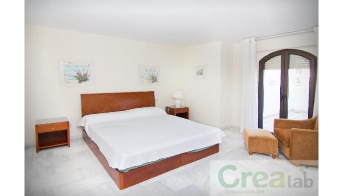 Park Plaza Suites Hotel poza 4