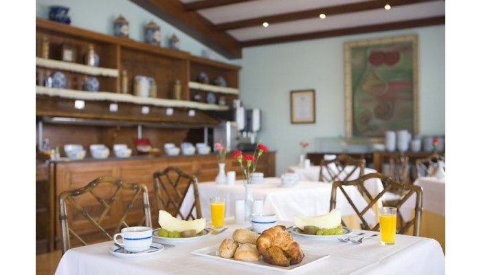 Hotel Apartamentos Fariones poza 0