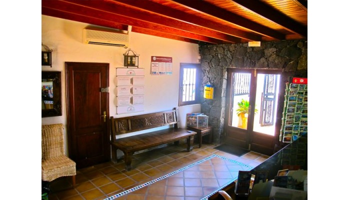 Hotel Apartamentos Los Tulipanes poza 0