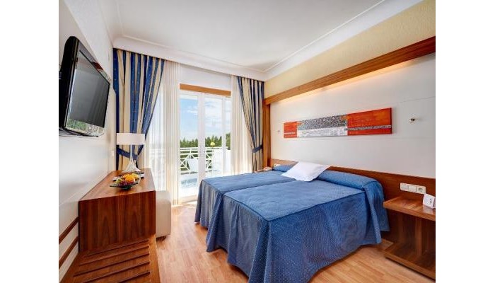 Hotel Hipotels La Geria poza 5