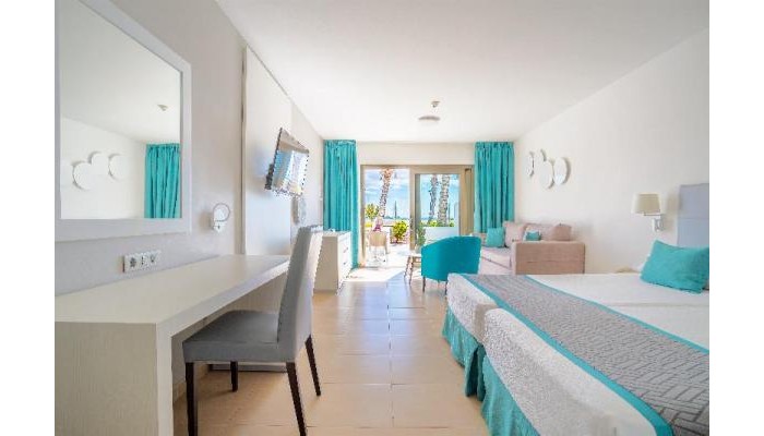 Las Costas Hotel poza 1