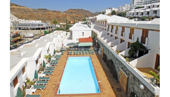 Hotel Apartamentos Montecarlo poza 0