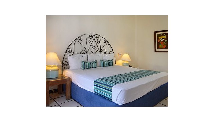 Hotel Puerto De Luna Pet Friendly & Family Suites poza 2