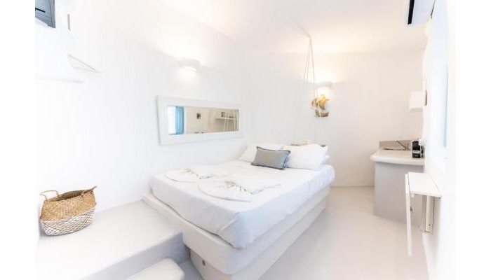 Pensiune Kalamia Cave House poza 8