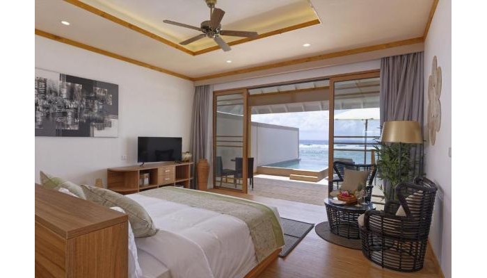 Hotel Brennia Kottefaru Maldives poza 5