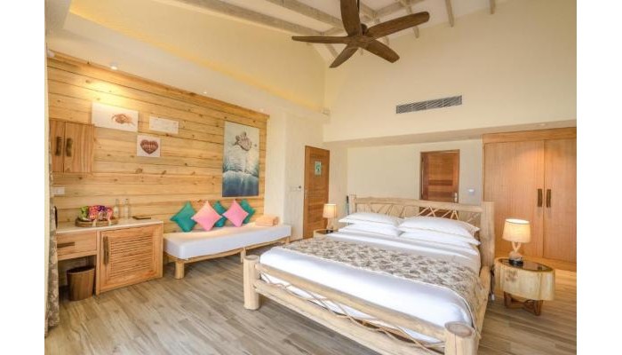 Hotel You & Me By Cocoon Maldives poza 7