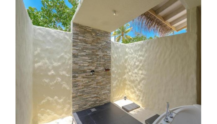 Hotel You & Me By Cocoon Maldives poza 9