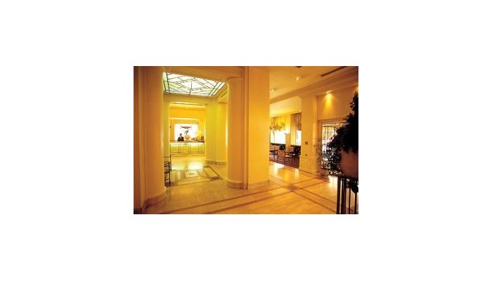 B4 Lyon - Grand Hotel poza 0